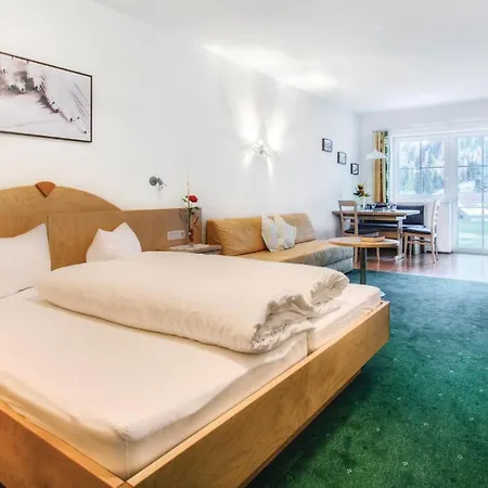 Apartment 2 Bedroom Amazing In St, Anton
